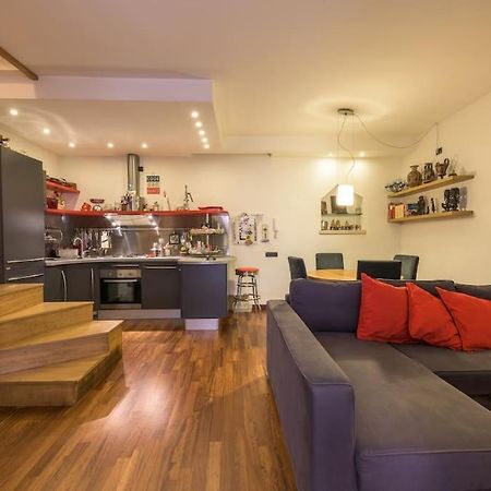 Traditional Apartment In Old City Bari Bagian luar foto