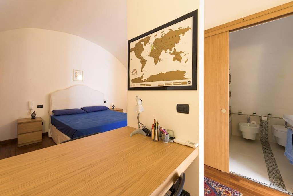 Traditional Apartment In Old City Bari Bagian luar foto